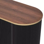 Meuble TV console moderne avec placards et poignées métalliques