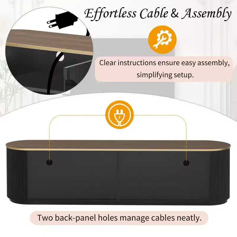 Meuble TV console moderne avec placards et poignées métalliques