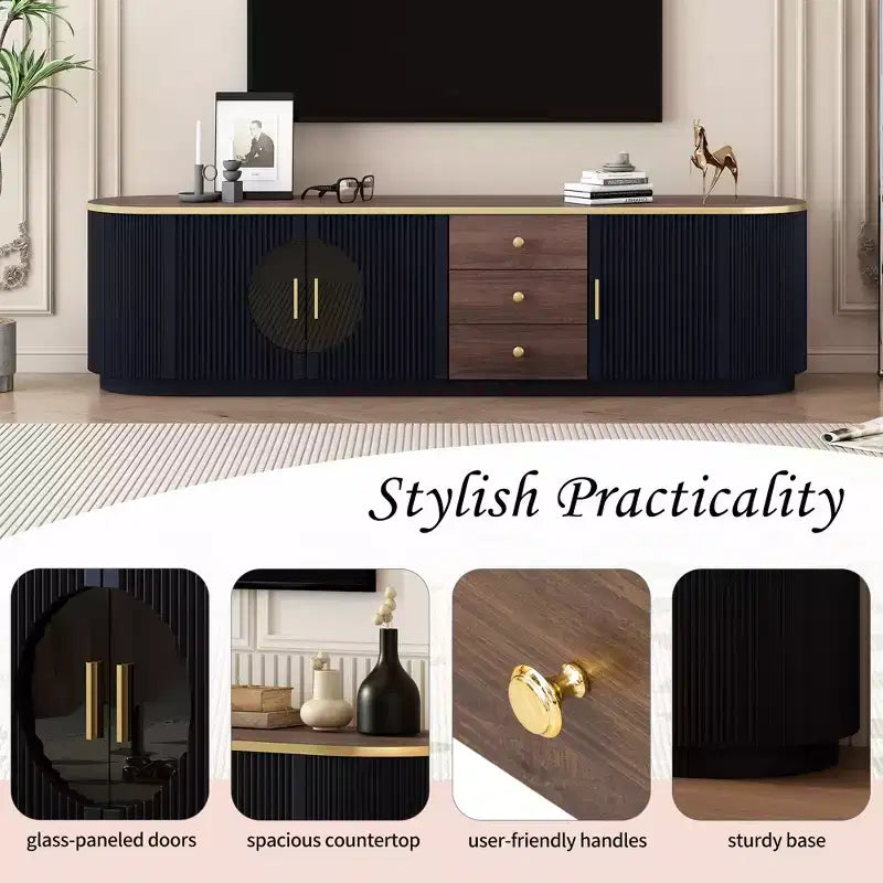 Meuble TV console moderne avec placards et poignées métalliques